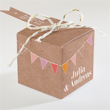 Geschenkbox Hochzeit fahnen - Vue 2