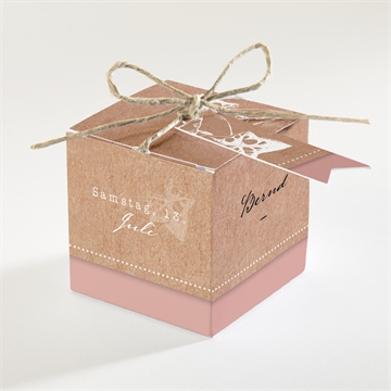 Geschenkbox Hochzeit mit efeu gebunden