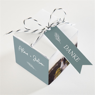 Geschenkbox Hochzeit liebeszeichnung - vue 3