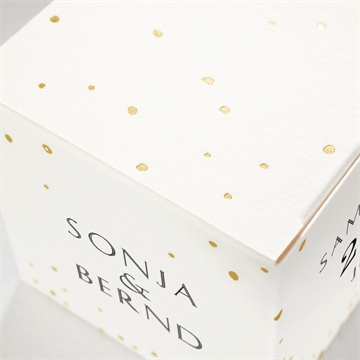 Geschenkbox Hochzeit einfach geschmückt - gold - Vue 2