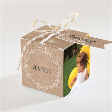 Geschenkbox Taufe taufe in kraftpapier