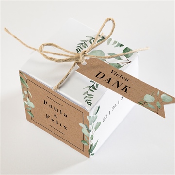 Geschenkbox Hochzeit blumenverziert - vue 3