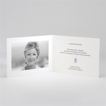 Trauerdanksagung blaue blüten - klappkarte - vue 2