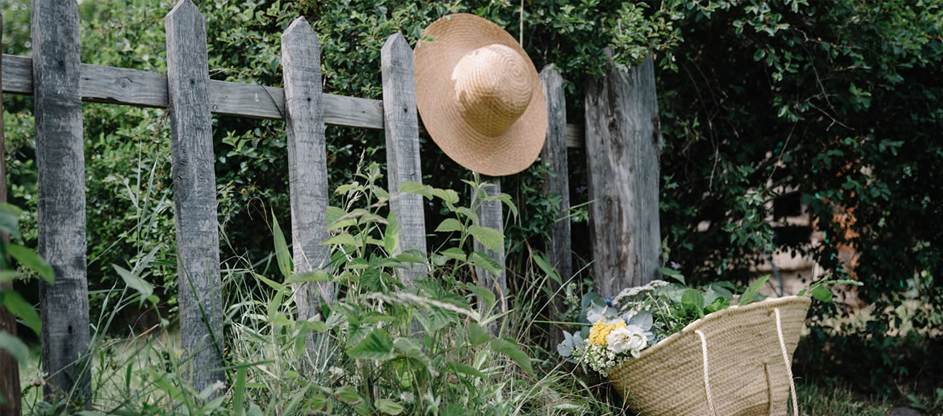 Sonnenhut und Blumenkorb